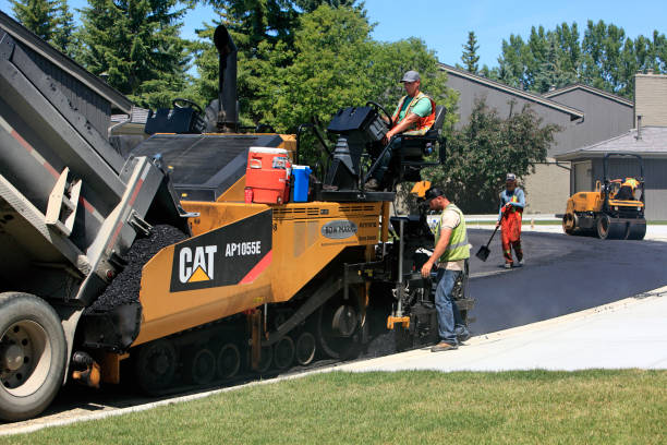 Best Decorative Driveway Pavers  in Belpre, OH